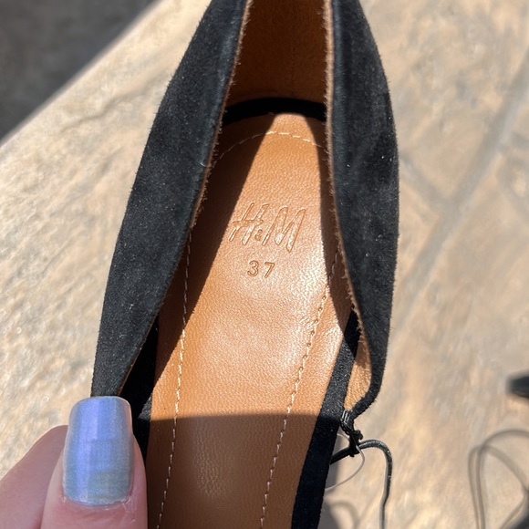 NWT Black suede heels - Picture 3 of 5